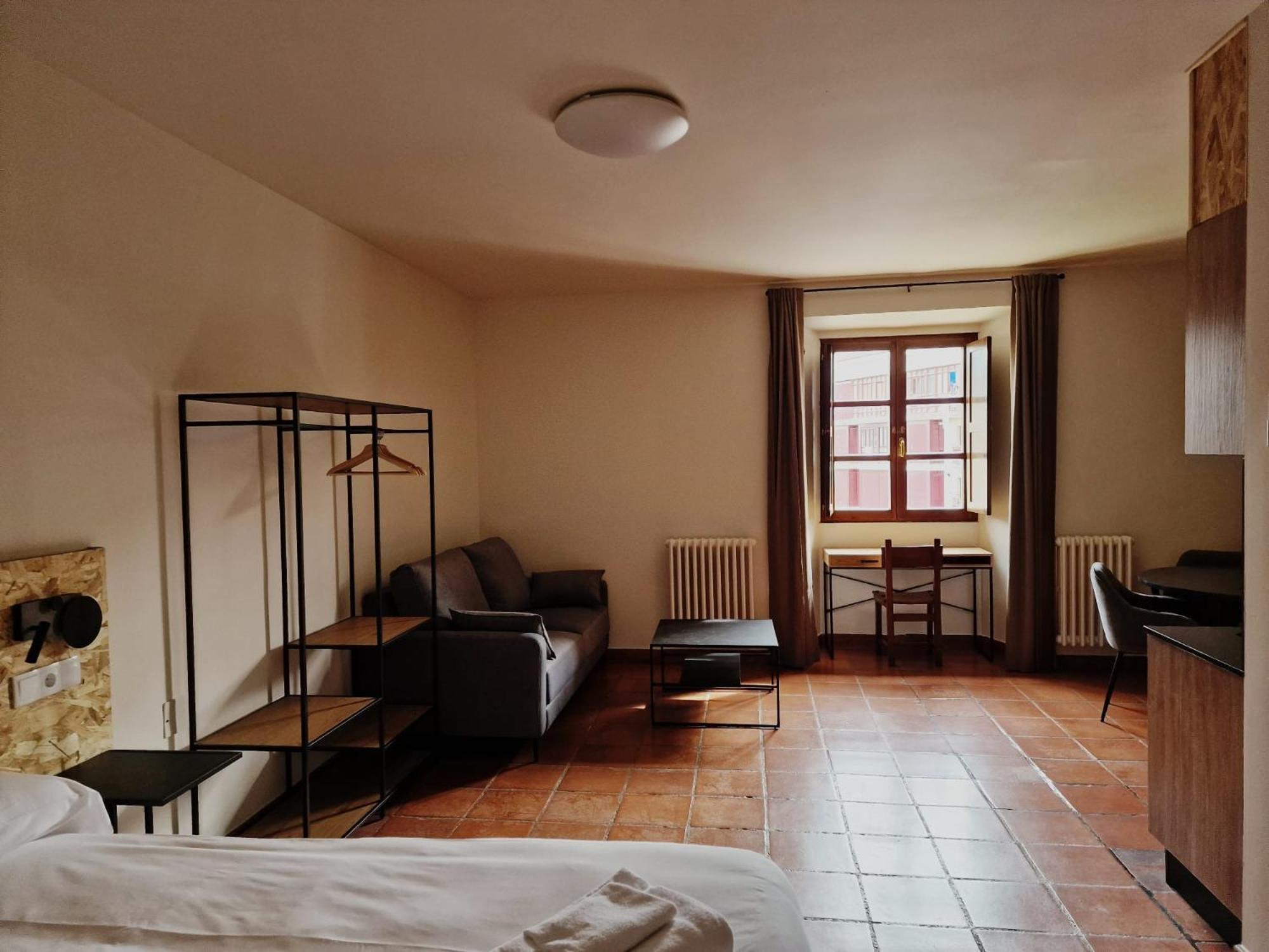 Hotel Y Albergue Real Fabrica De エスカライ エクステリア 写真